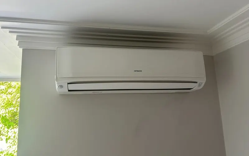 Residential air conditioning set-up (gallery caption)