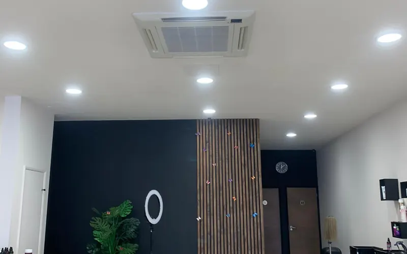 Ceiling cassette unit in a hair salon