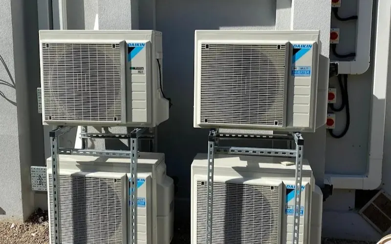 Daikin inverter split system with four outdoor units